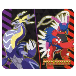 Brighten up your desk with this fantastic flexible mousepad featuring Koraidon and Miraidon, the new Legendary Pokemon from Scarlet and Violet game by ABYstyle.