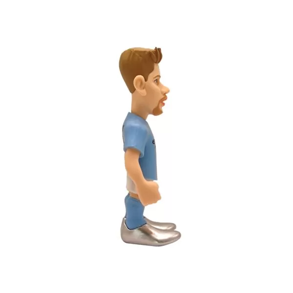 Alternate side view of the De Bruyne MINIX Figurine, offering a different angle of this football legend.