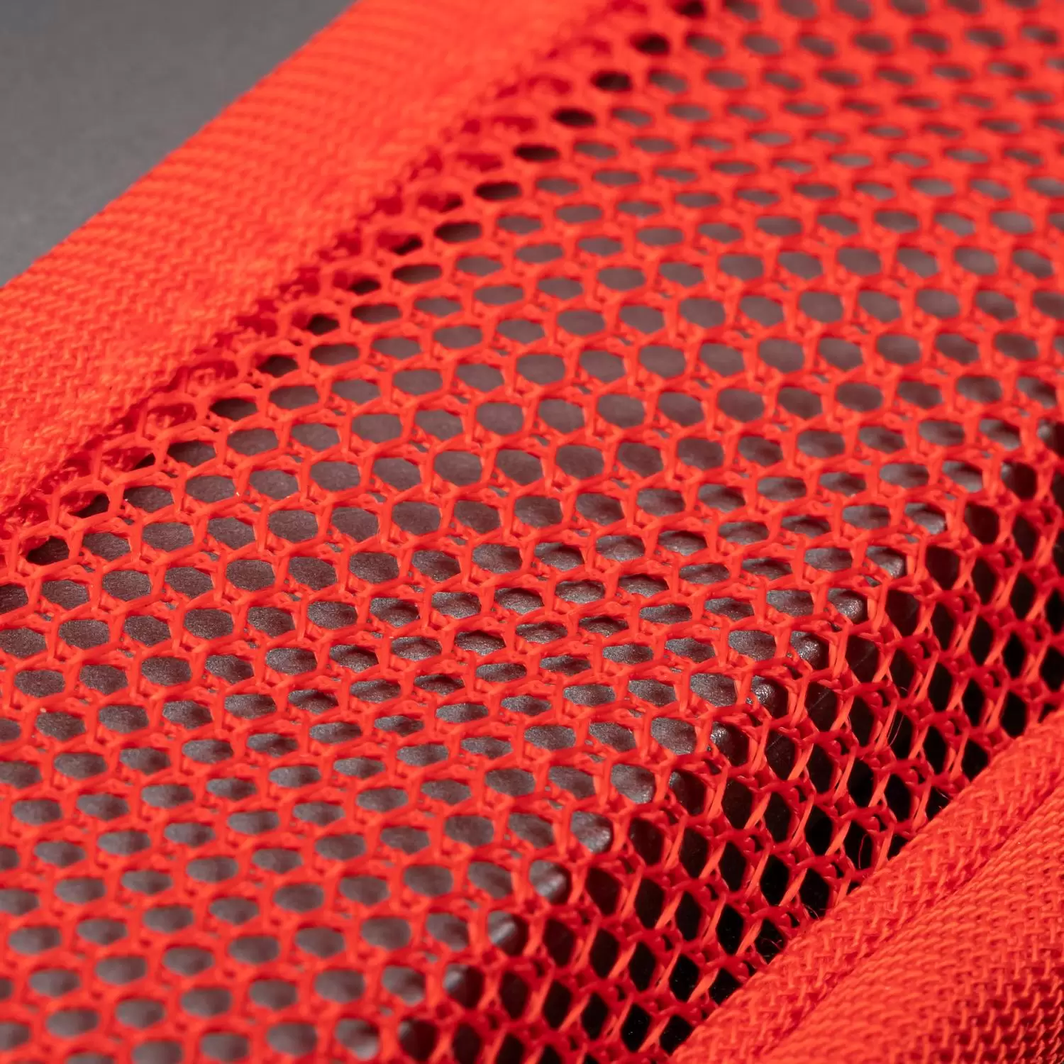 RIVACASE Antishock 13 inch Laptop Sleeve – Black - Image 10