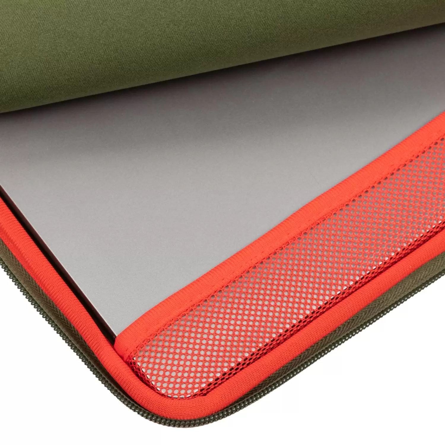 RIVACASE Antishock 13 inch Laptop Sleeve – Khaki - Image 9