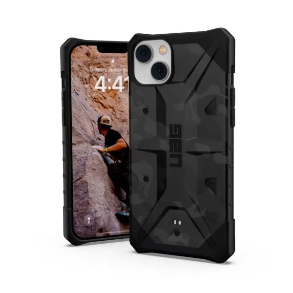 UAG Pathfinder SE Cell Phone Cover for the Apple iPhone 14 Plus Camo